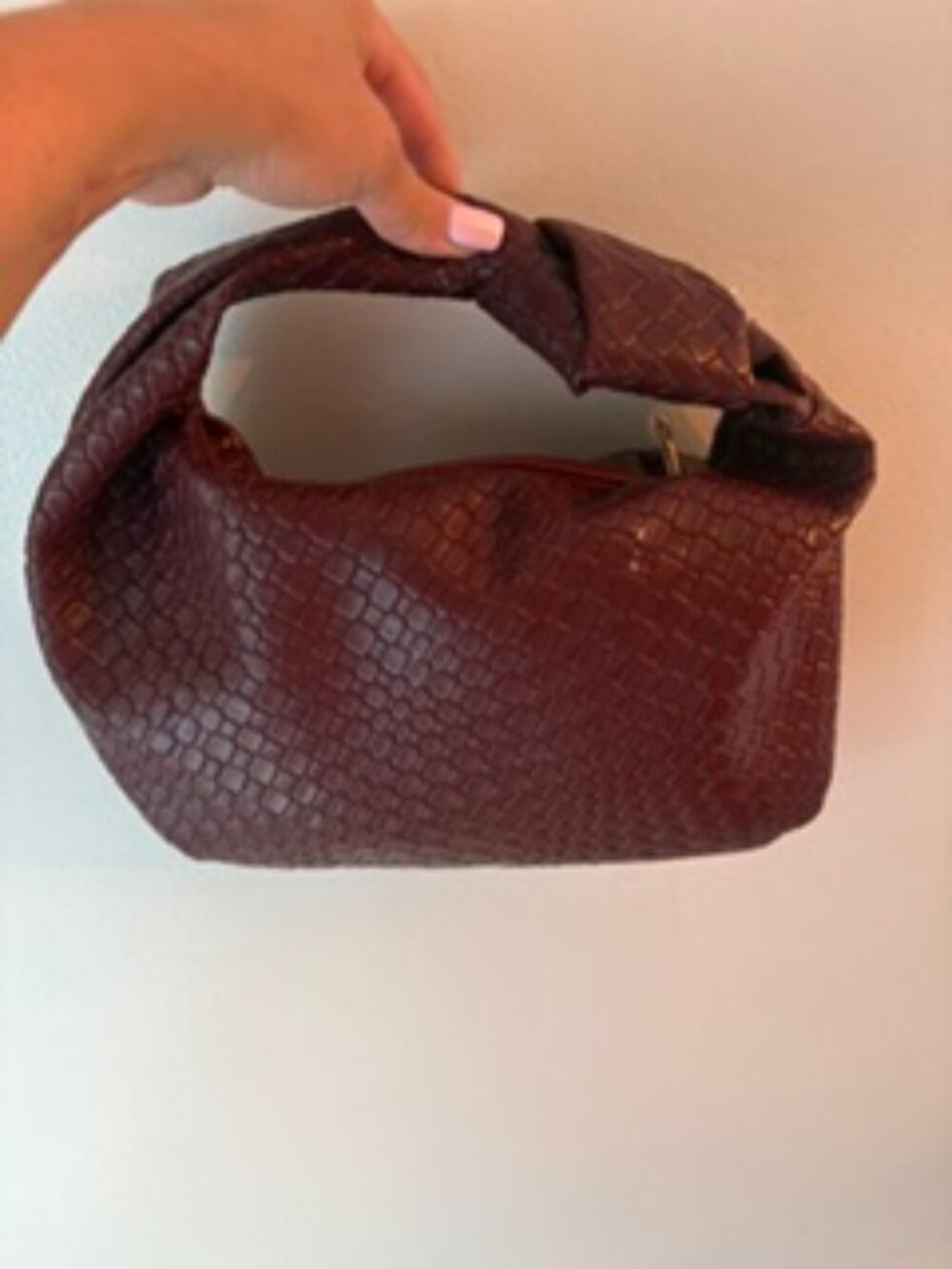 Cool knotted maroon handle strap purse. Faux textured leather. Few minor scuffs. - Picture 2 of 6